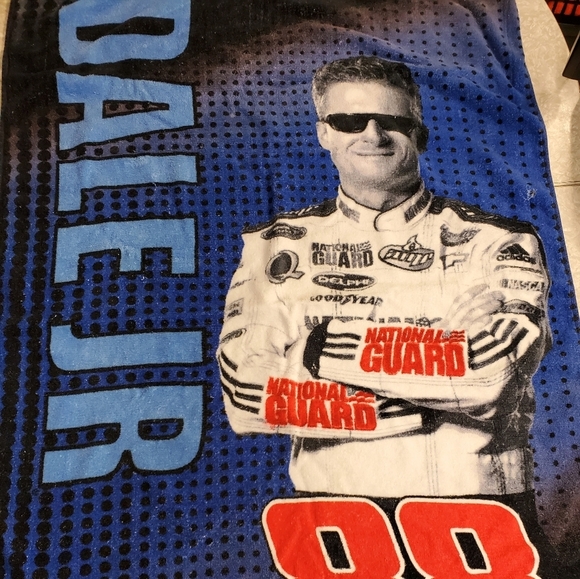 ⛱ Dale Jr 88 Nascar Beach Towel - Picture 1 of 16